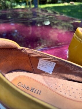 Cobb Hill By New Balance Wm Sz 8 Mustard Yellow Leather Slip On Loafers